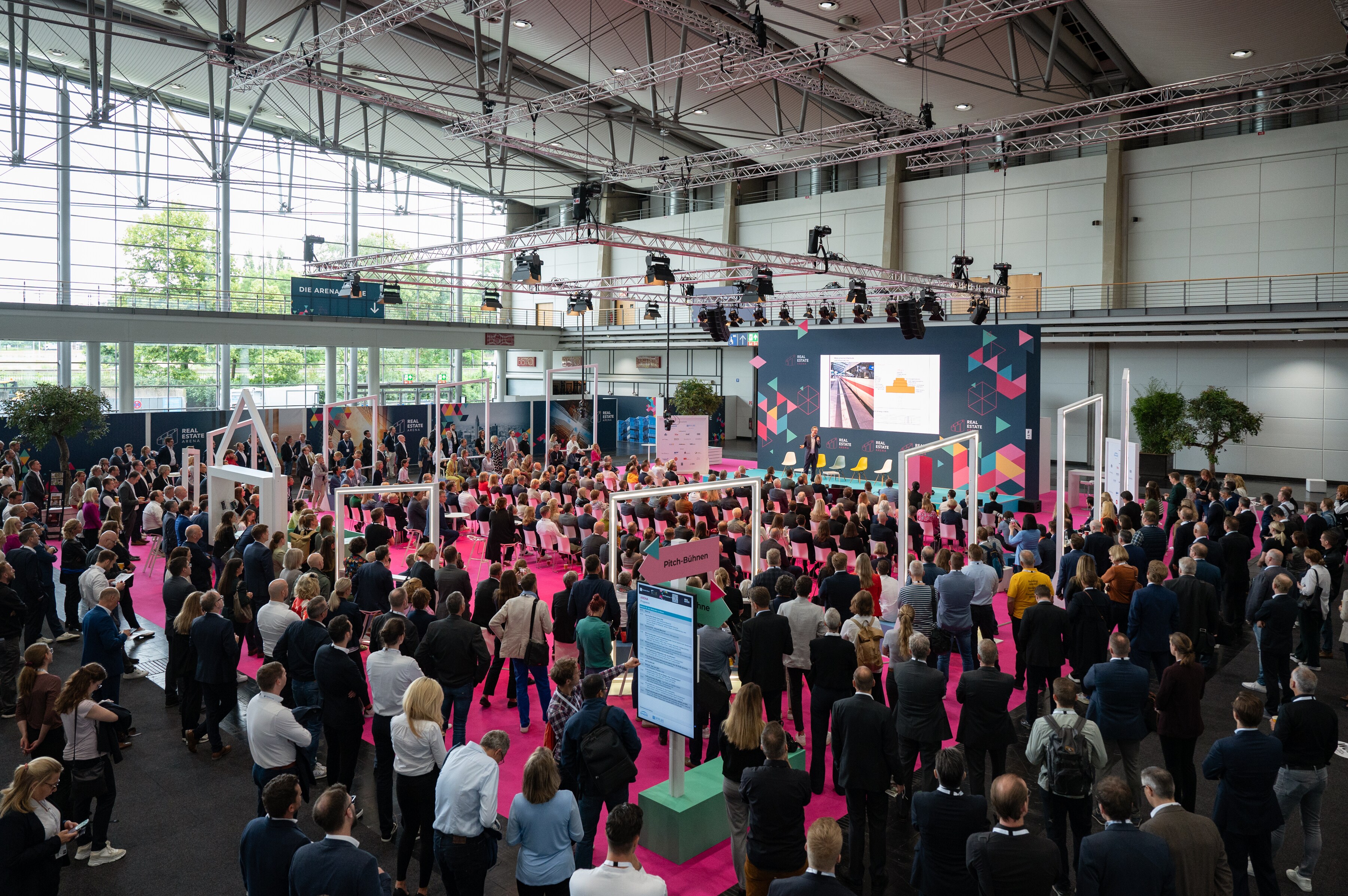 real_estate_arena_2024_rj_165